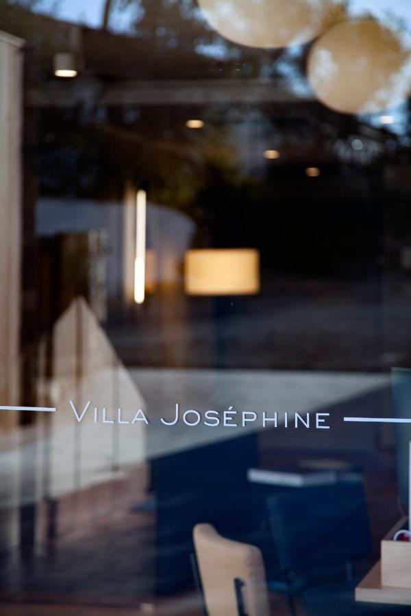 Hotel Restaurant Villa Josephine LʼÎle-Rousse エクステリア 写真