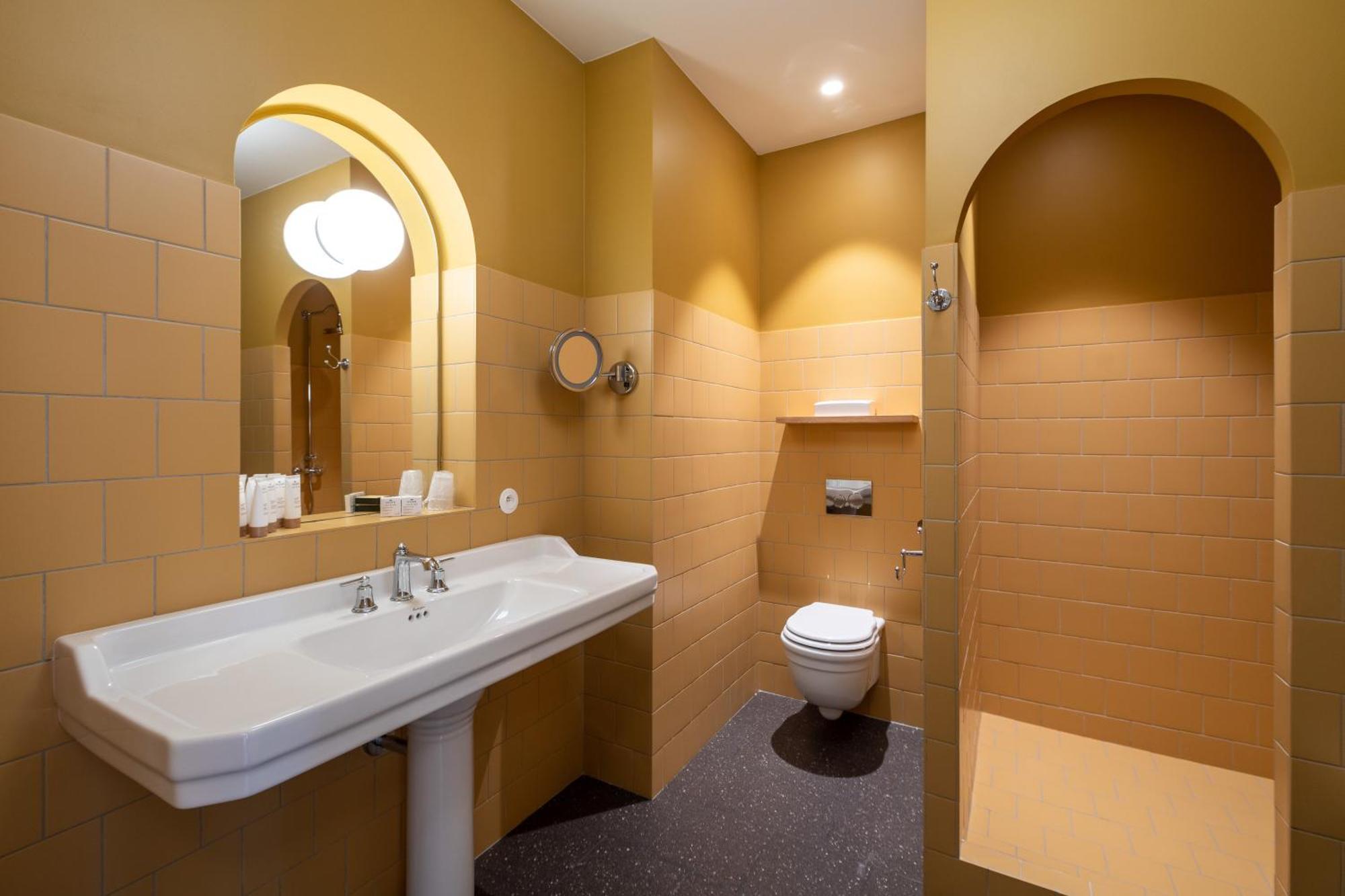 Hotel Restaurant Villa Josephine LʼÎle-Rousse エクステリア 写真