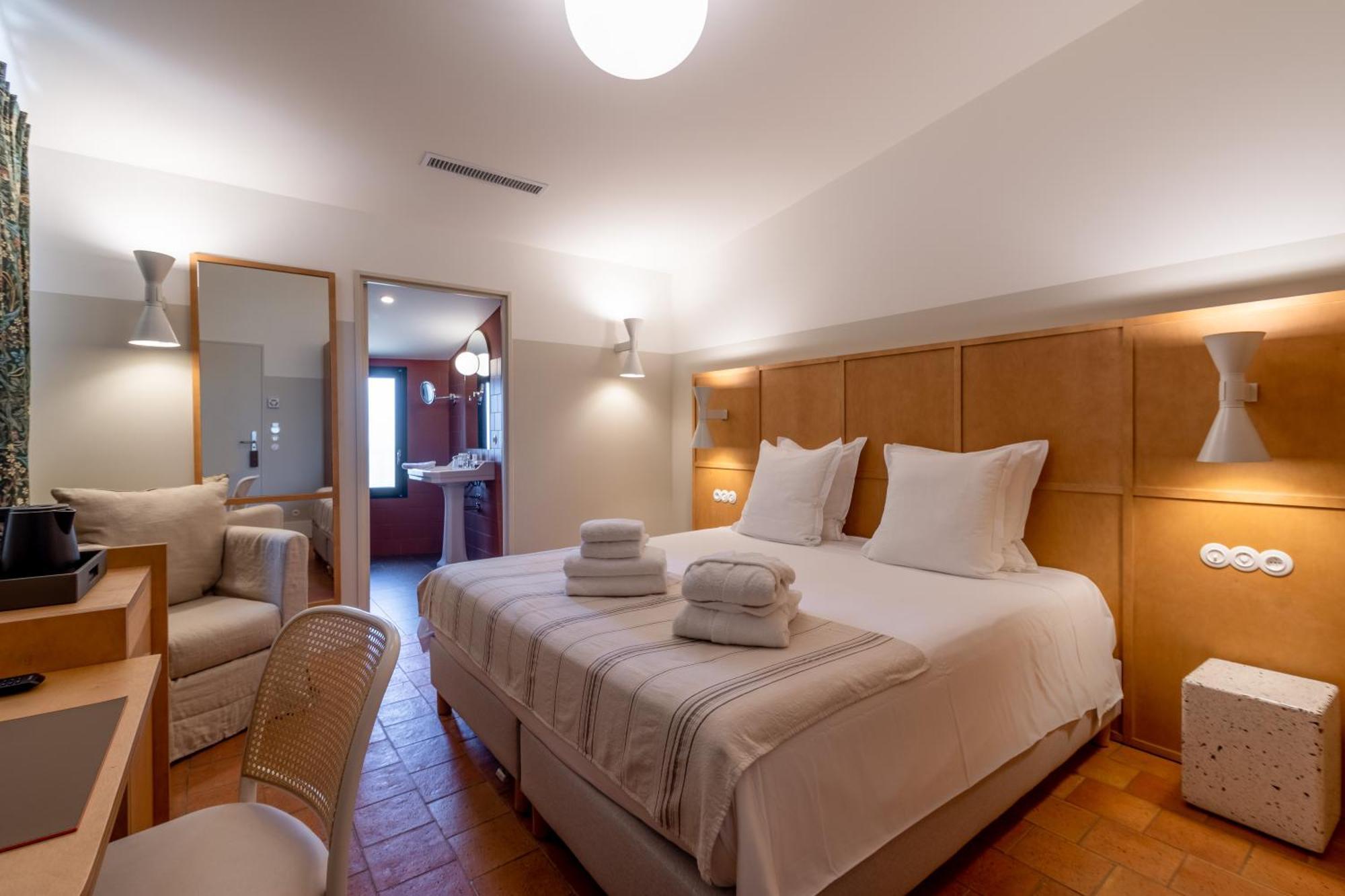 Hotel Restaurant Villa Josephine LʼÎle-Rousse エクステリア 写真