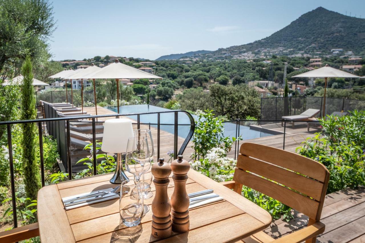 Hotel Restaurant Villa Josephine LʼÎle-Rousse エクステリア 写真